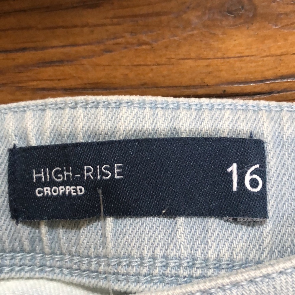 New J. Jill denim women’s high rise cropped jeans.  Size 16. - Picture 9 of 14